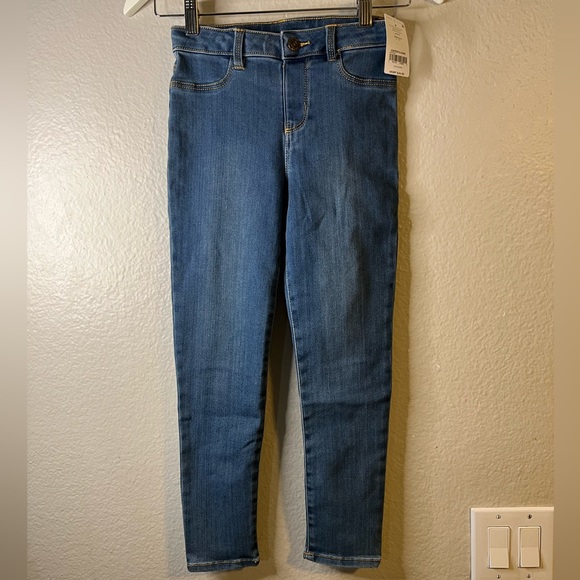 Carter’s KID NWT girls skinny jeans 8 $34 - Picture 1 of 6
